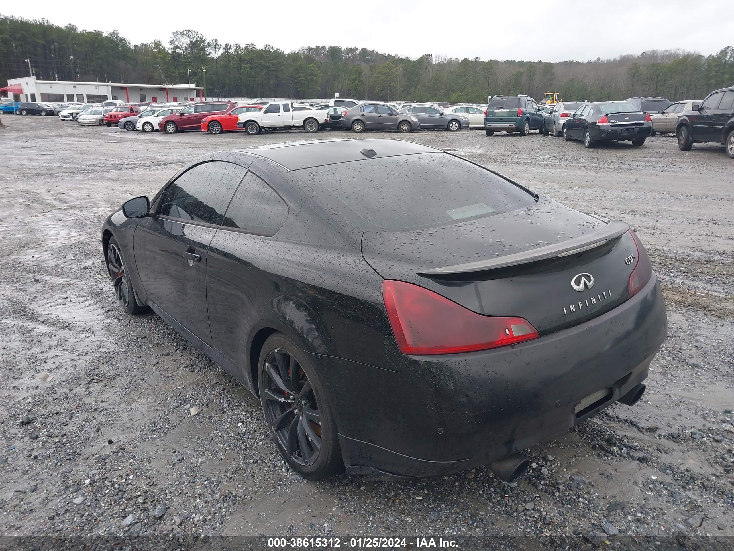 Photo 2 VIN: JN1CV6EK2AM101856 - INFINITI G 