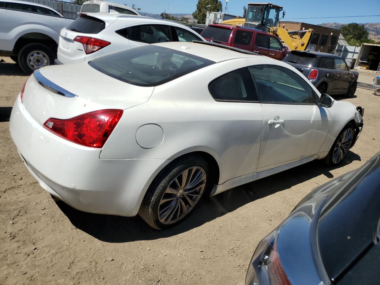 Photo 2 VIN: JN1CV6EK2CM423772 - INFINITI G37 