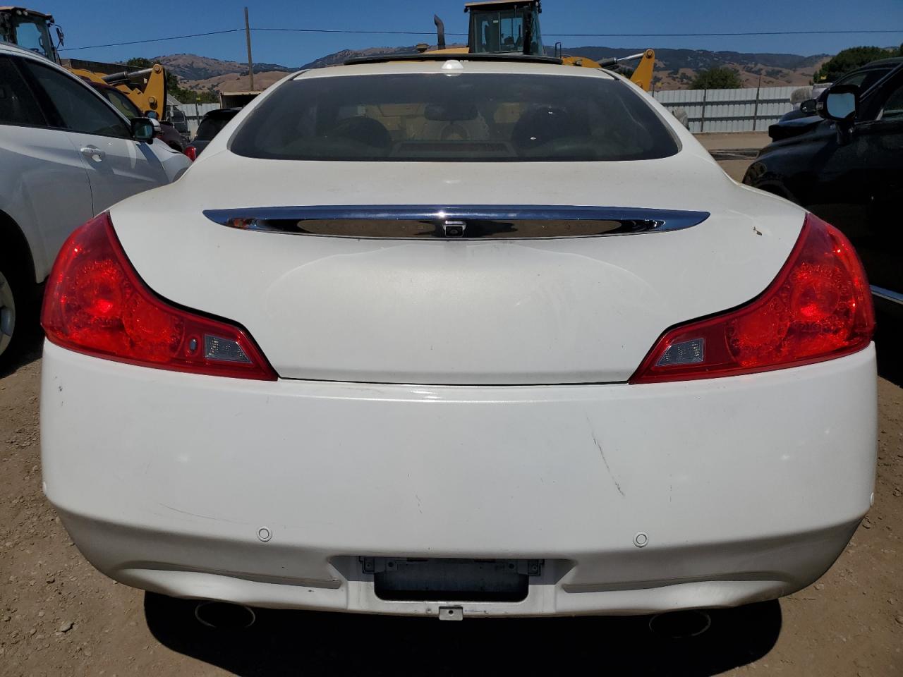 Photo 5 VIN: JN1CV6EK2CM423772 - INFINITI G37 