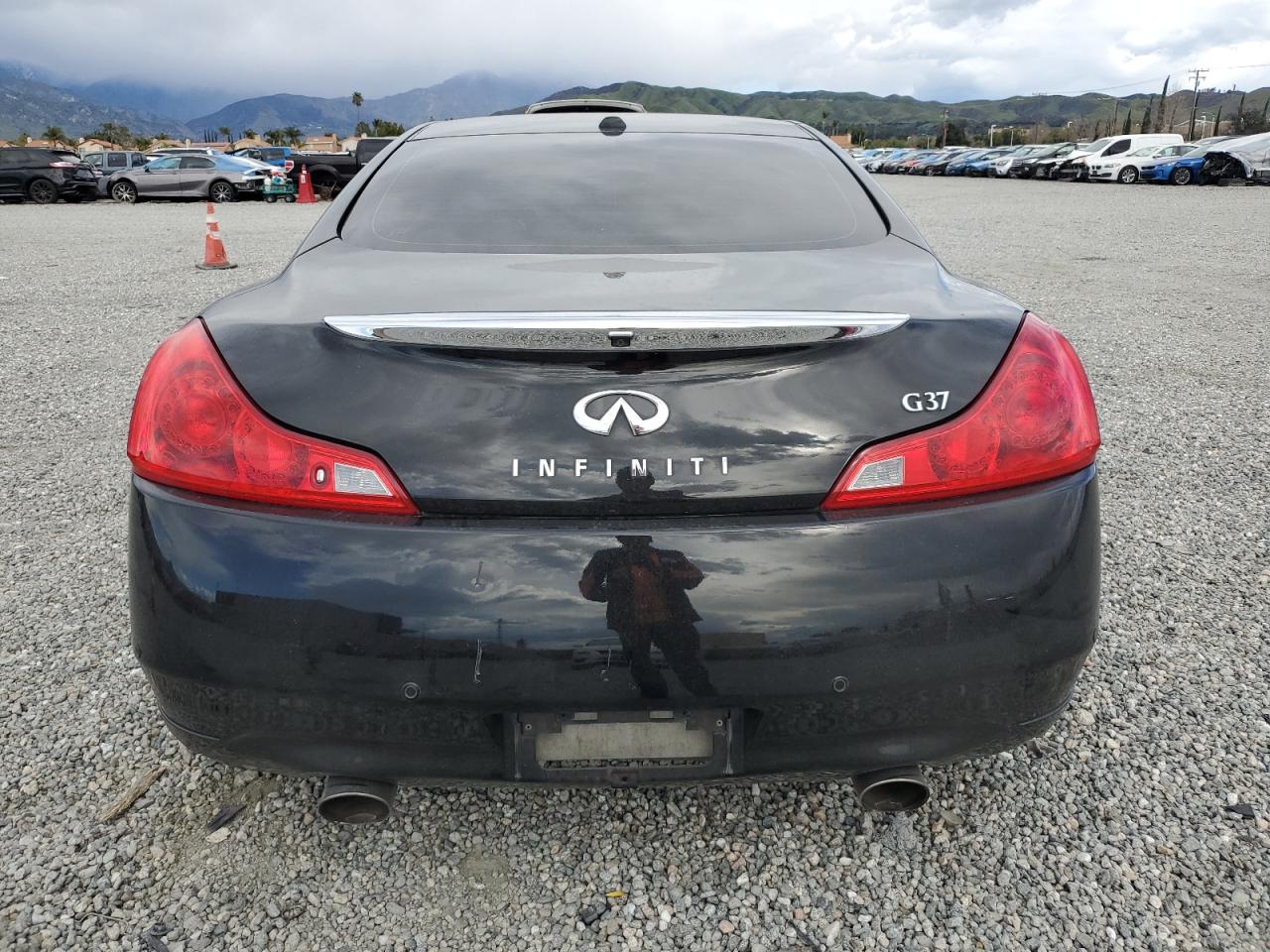 Photo 5 VIN: JN1CV6EK3DM923750 - INFINITI G 