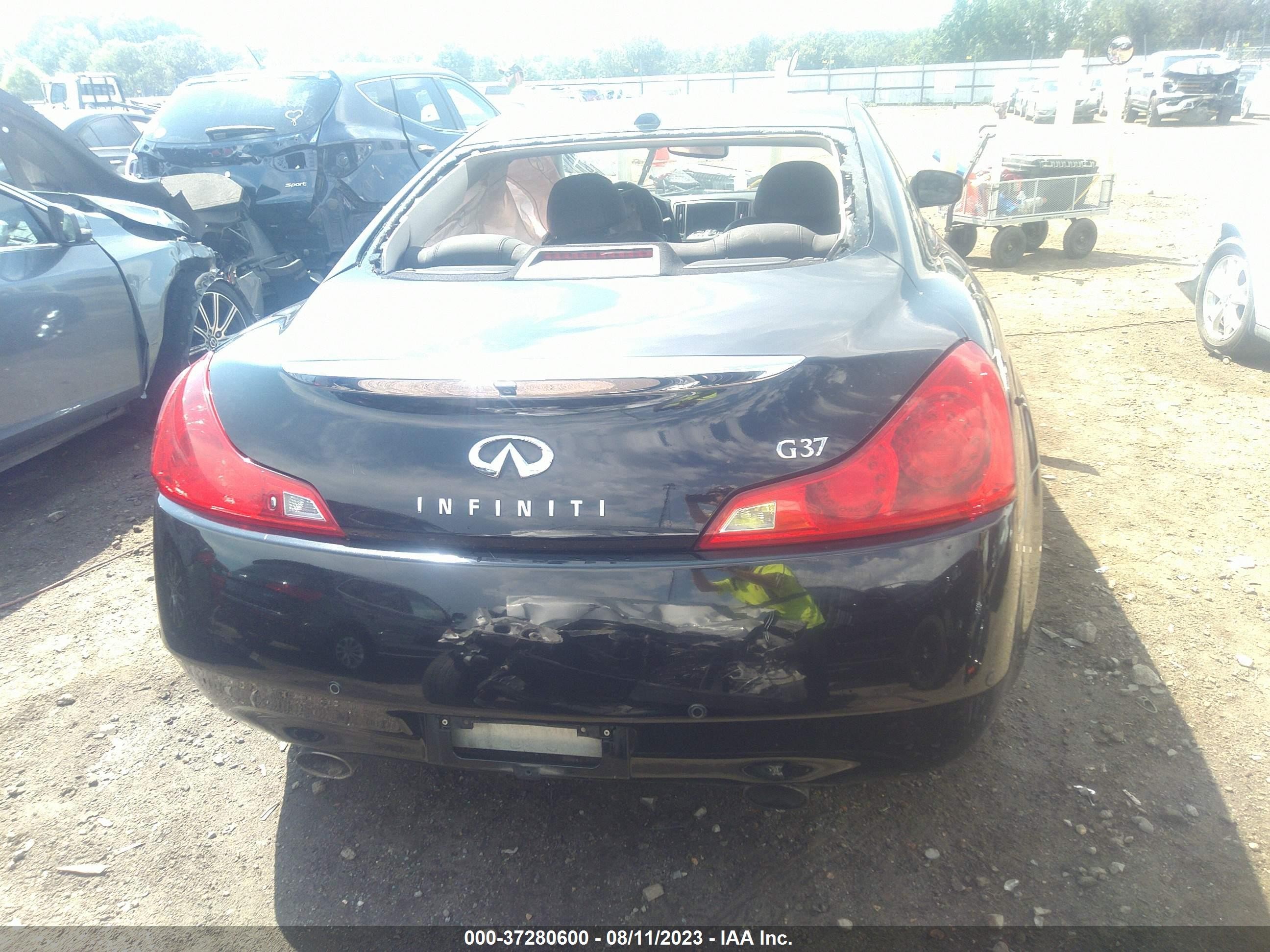 Photo 15 VIN: JN1CV6EK4CM422655 - INFINITI G 