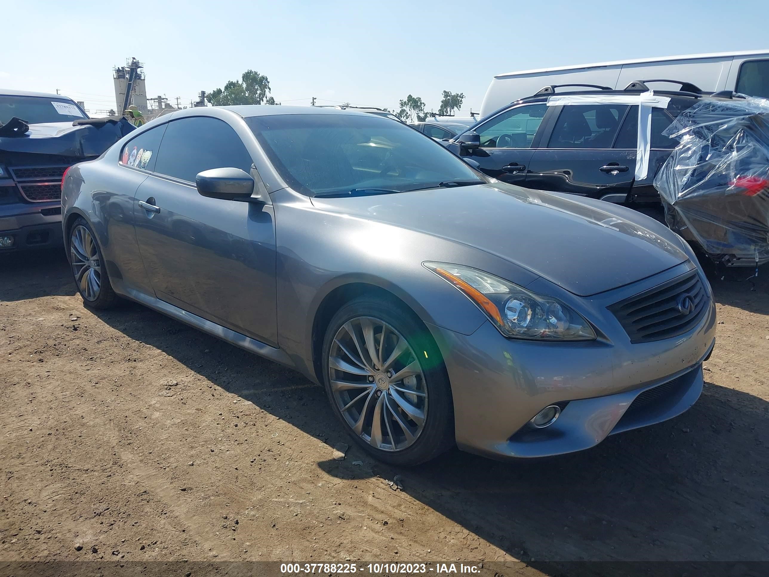 Photo 0 VIN: JN1CV6EK6DM922088 - INFINITI G 