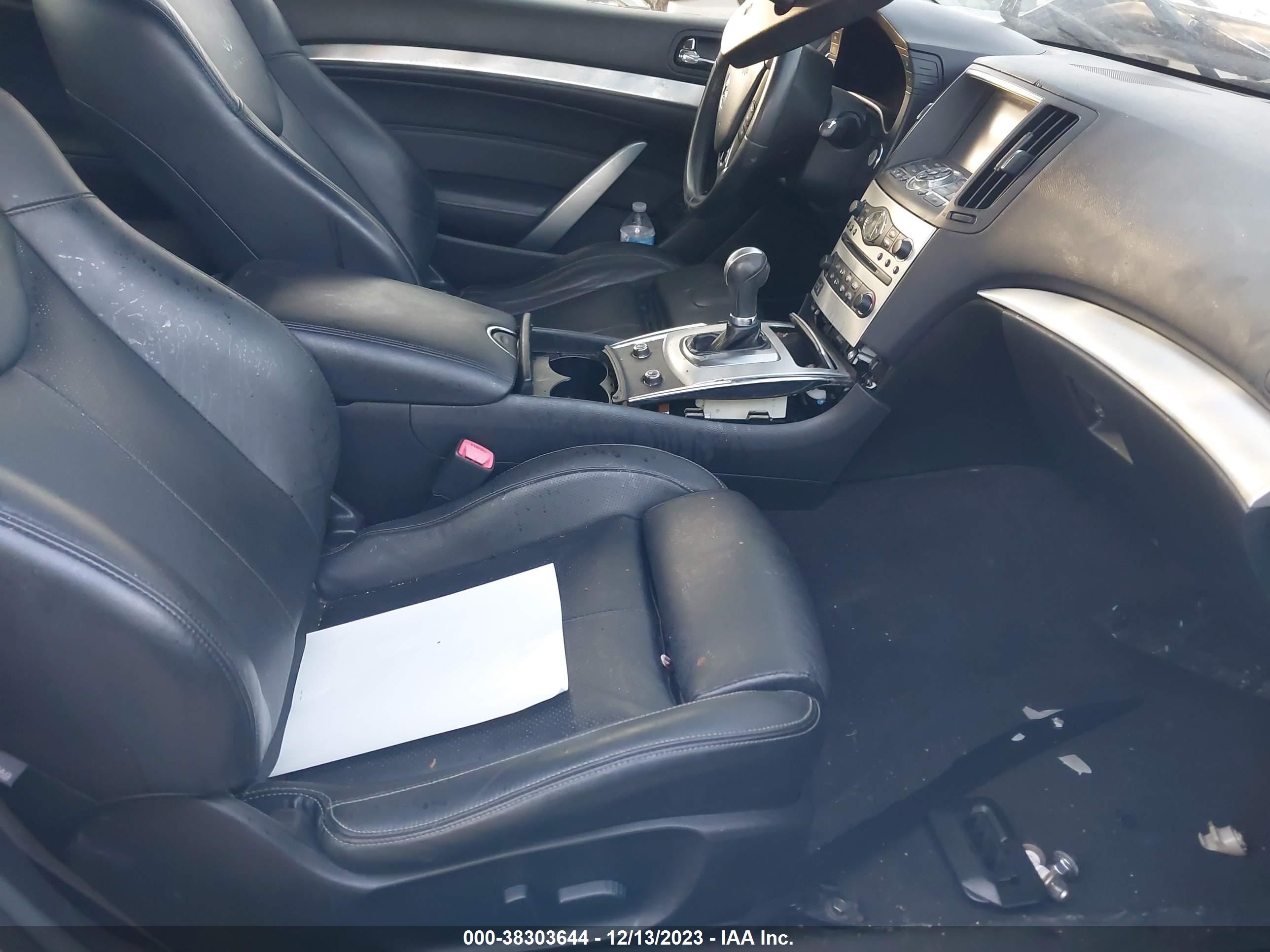 Photo 4 VIN: JN1CV6EK6EM110551 - INFINITI Q60 