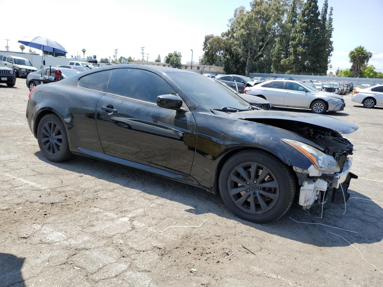 Photo 3 VIN: JN1CV6EK6EM112980 - INFINITI Q60 