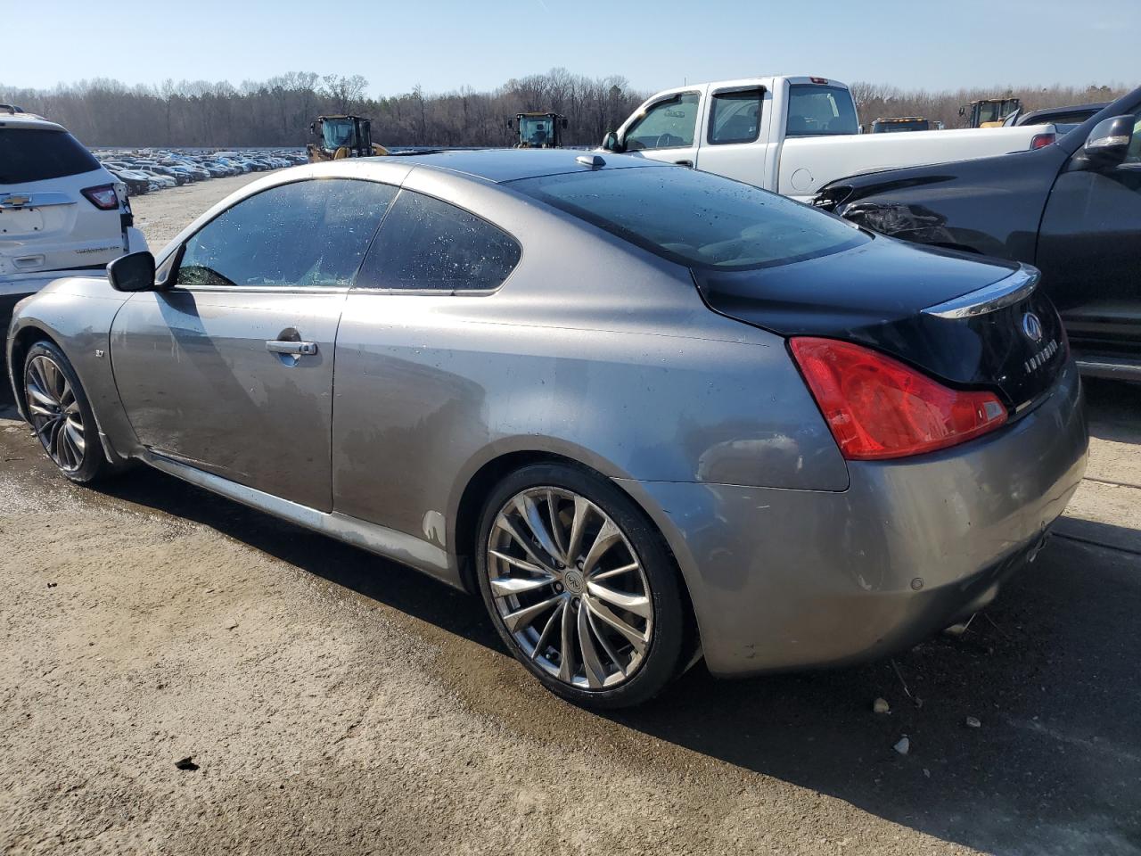 Photo 1 VIN: JN1CV6EK6EM113451 - INFINITI Q60 