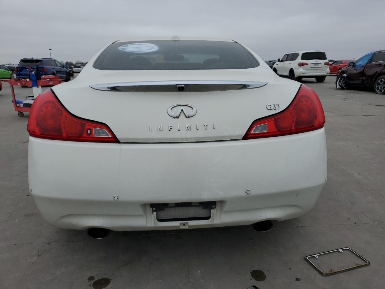 Photo 5 VIN: JN1CV6EK9DM900618 - INFINITI G 