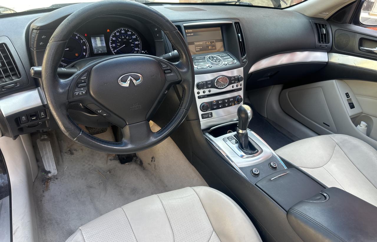 Photo 8 VIN: JN1CV6EKXDM923941 - INFINITI G 