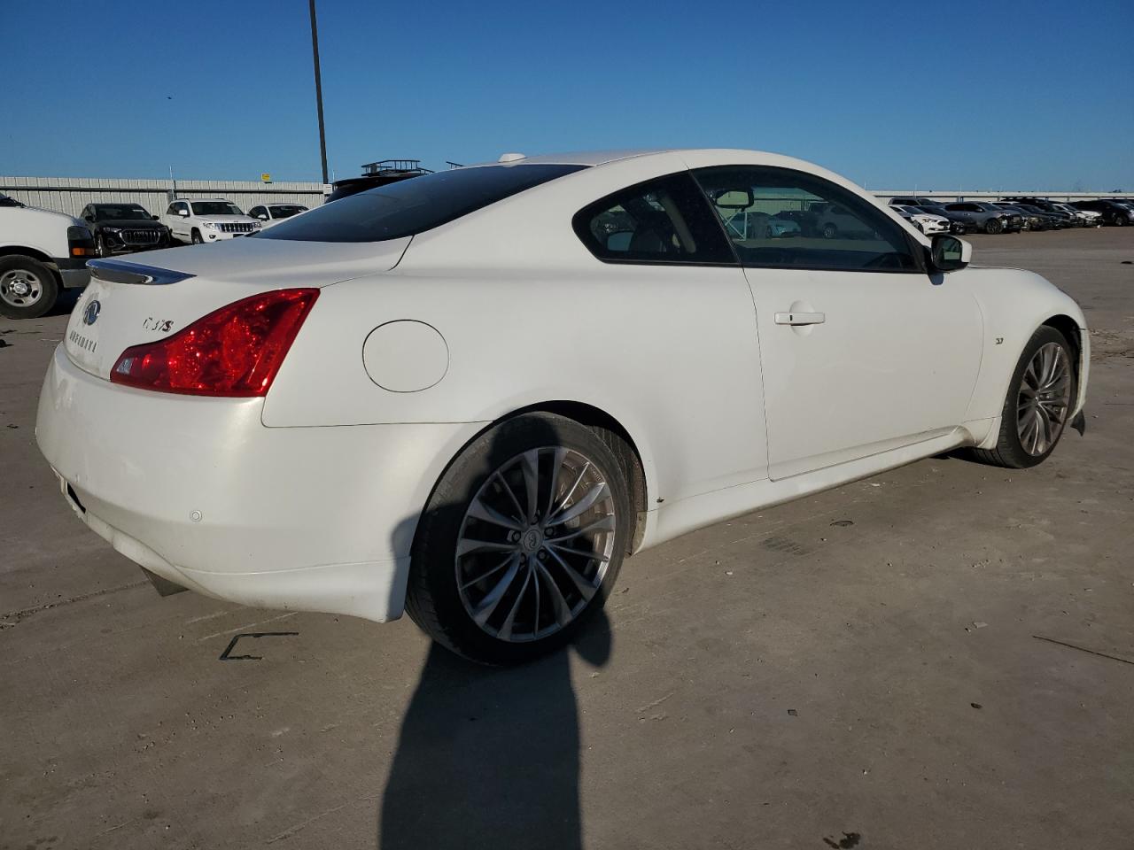 Photo 2 VIN: JN1CV6EL5EM130007 - INFINITI Q60 