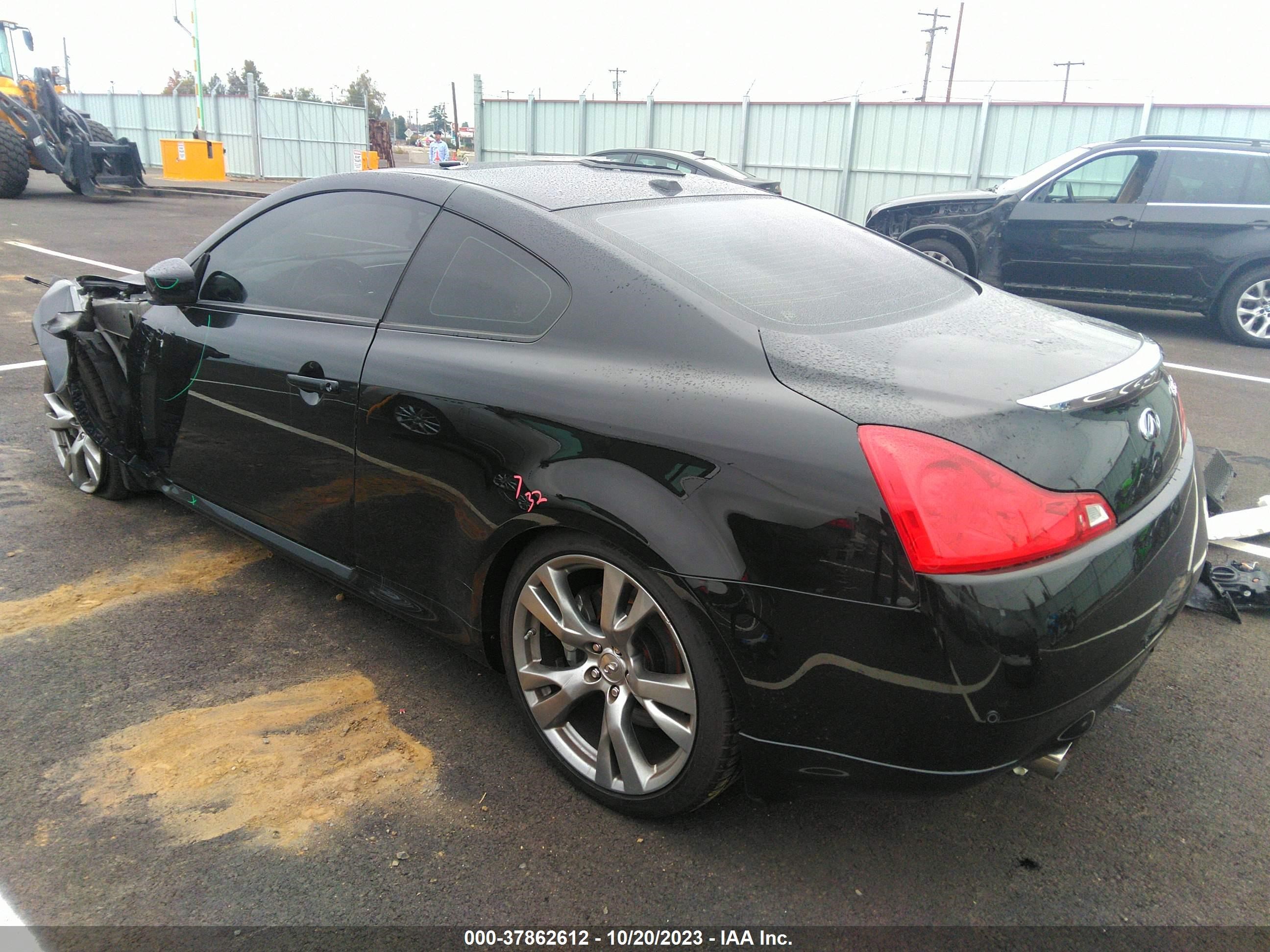 Photo 2 VIN: JN1CV6EL6CM471588 - INFINITI G 