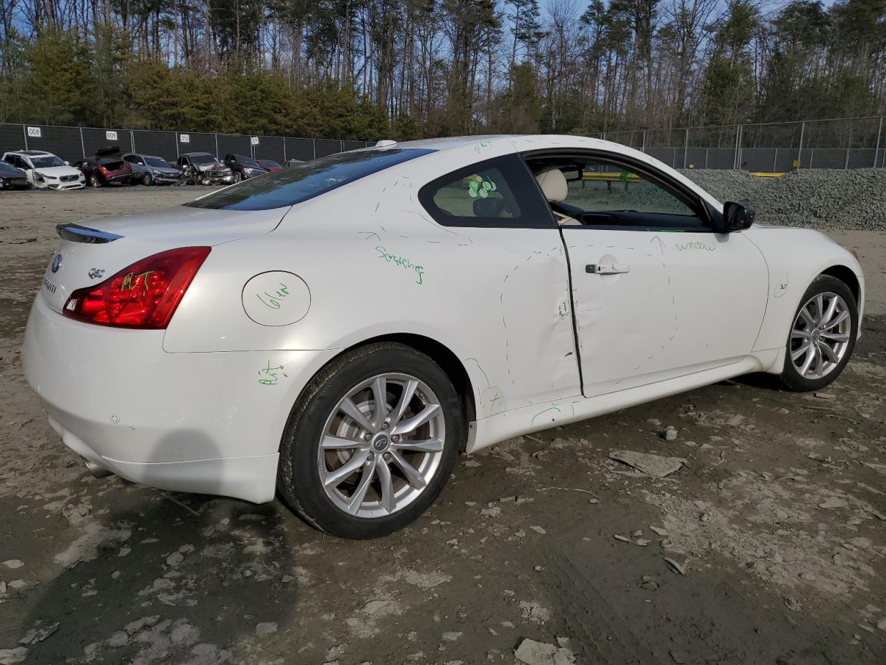 Photo 2 VIN: JN1CV6EL6EM131554 - INFINITI Q60 