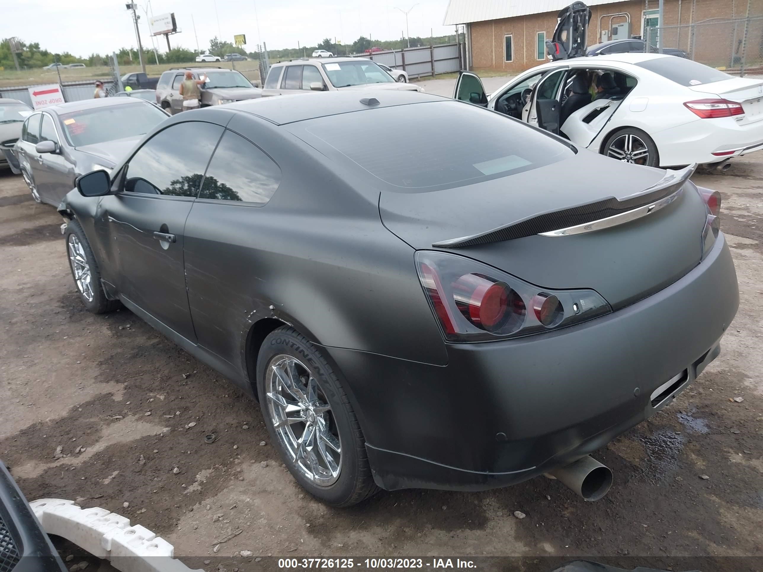 Photo 2 VIN: JN1CV6EL7CM470207 - INFINITI G 