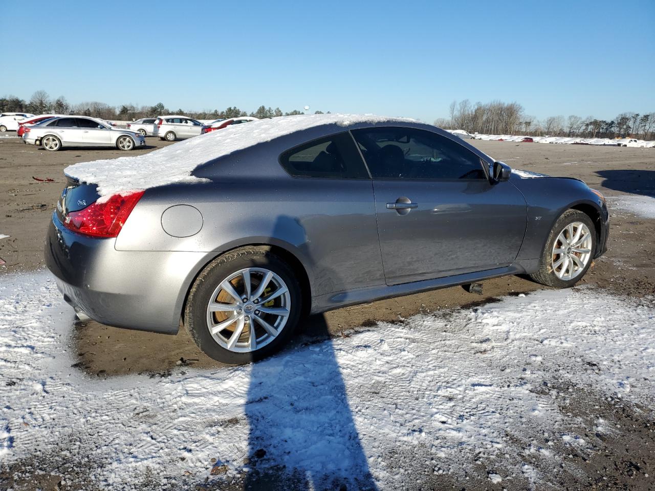 Photo 2 VIN: JN1CV6EL8EM131121 - INFINITI Q60 