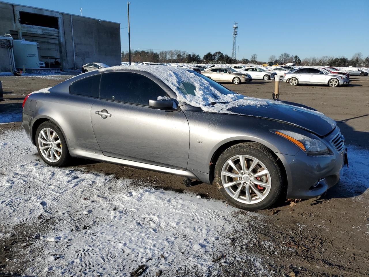 Photo 3 VIN: JN1CV6EL8EM131121 - INFINITI Q60 