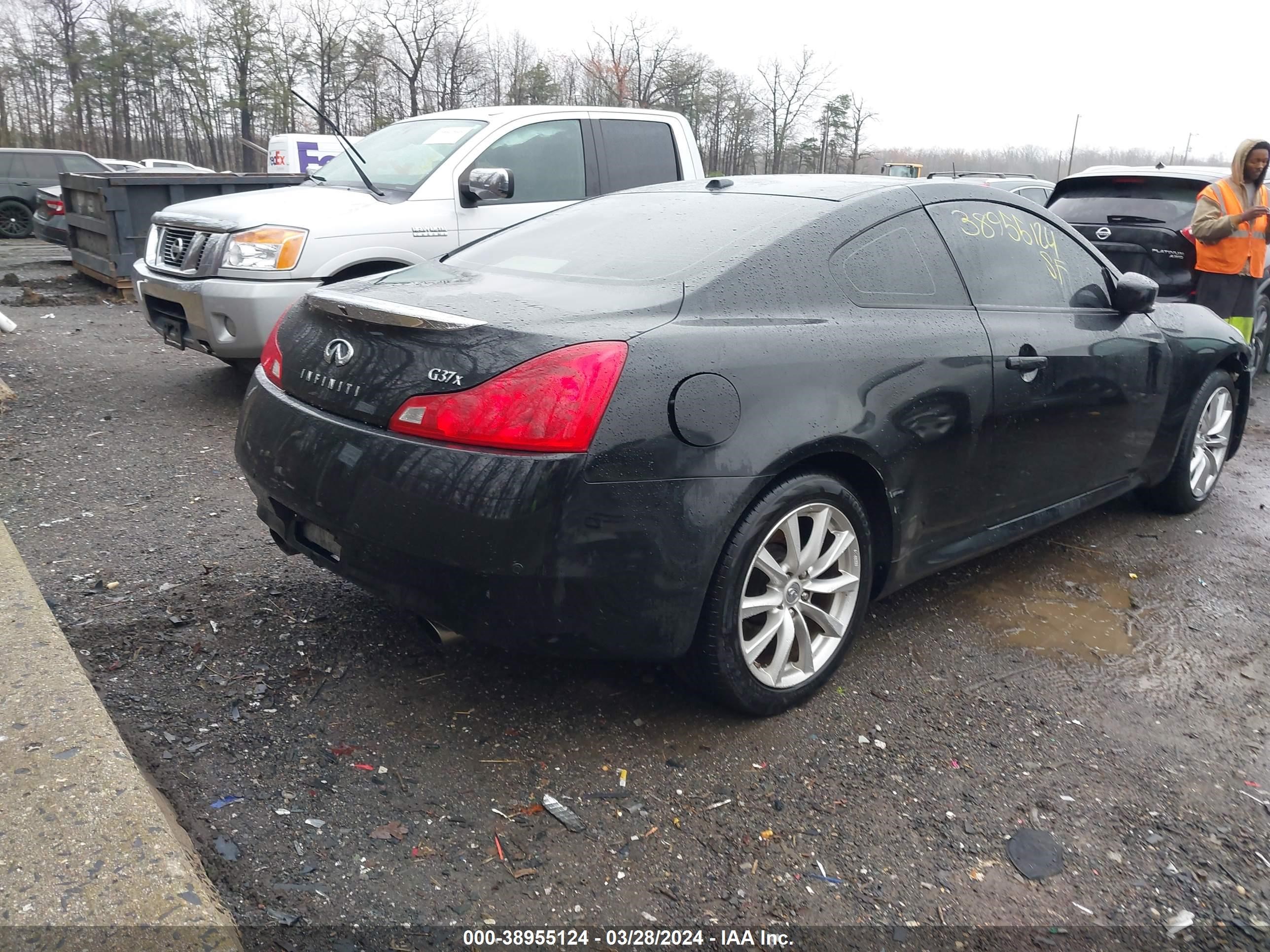 Photo 3 VIN: JN1CV6EL9CM472752 - INFINITI NULL 