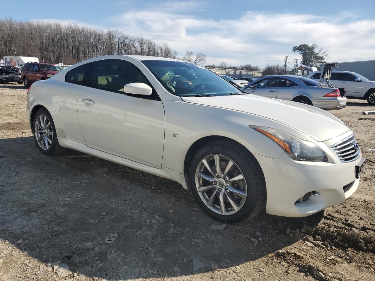 Photo 3 VIN: JN1CV6EL9EM130026 - INFINITI Q60 