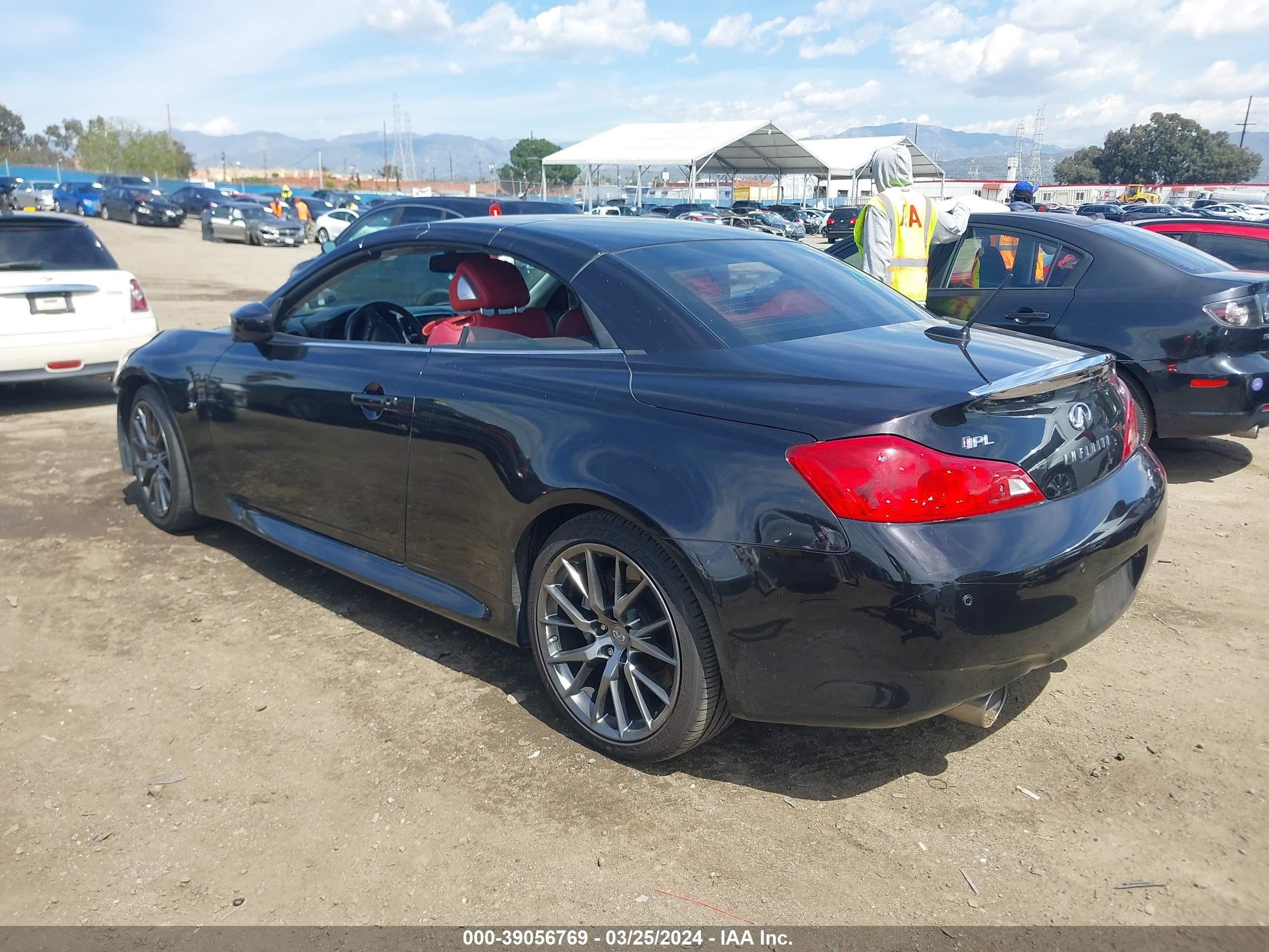 Photo 2 VIN: JN1CV6FE1EM900784 - INFINITI NULL 