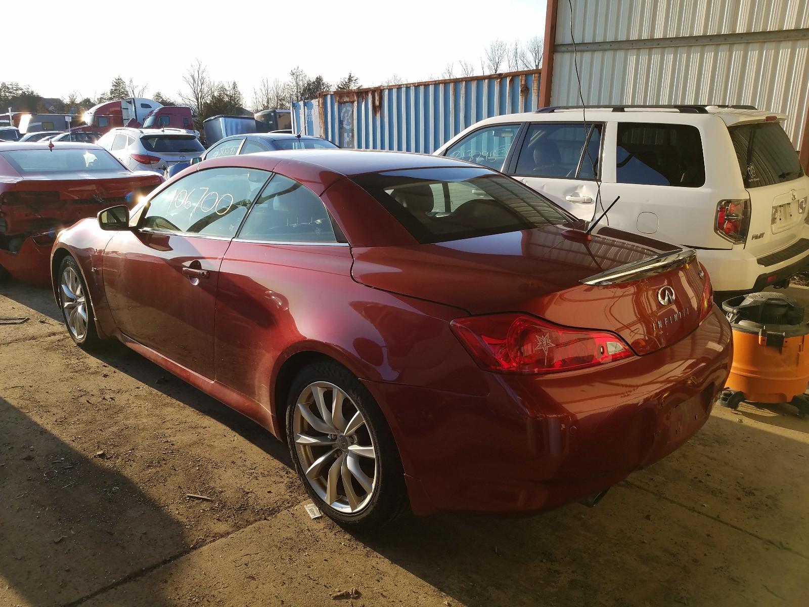 Photo 2 VIN: JN1CV6FE1EM901711 - INFINITI Q60 BASE 