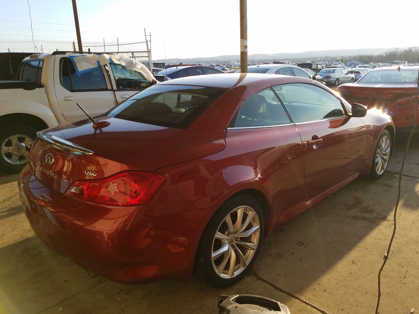 Photo 3 VIN: JN1CV6FE1EM901711 - INFINITI Q60 BASE 