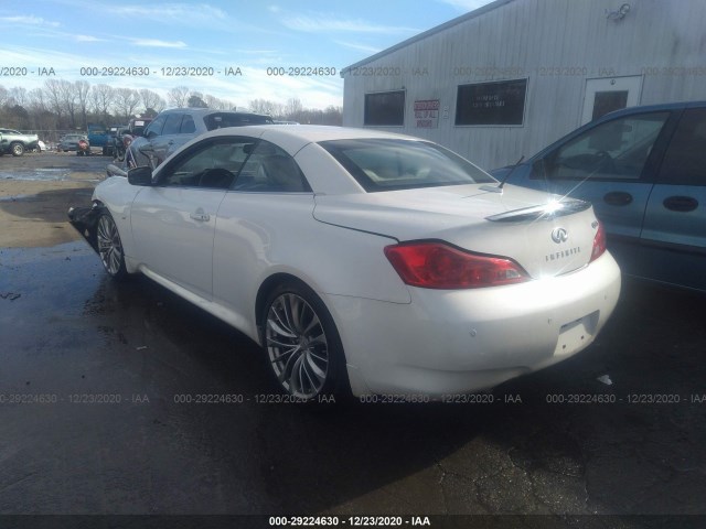 Photo 2 VIN: JN1CV6FE3FM811137 - INFINITI Q60 CONVERTIBLE 