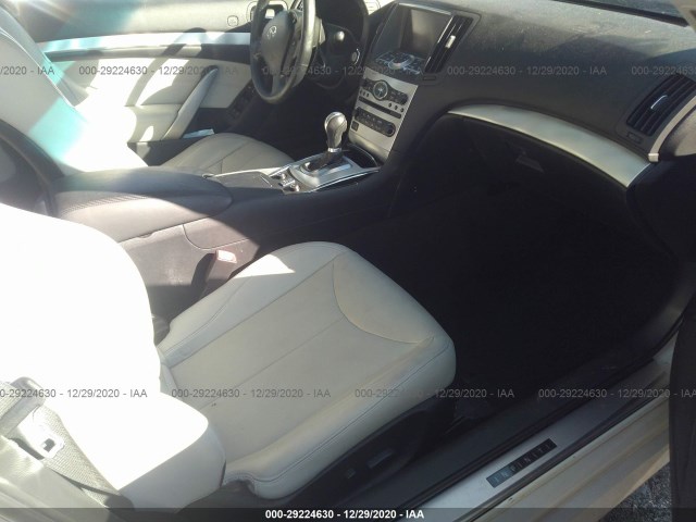 Photo 4 VIN: JN1CV6FE3FM811137 - INFINITI Q60 CONVERTIBLE 