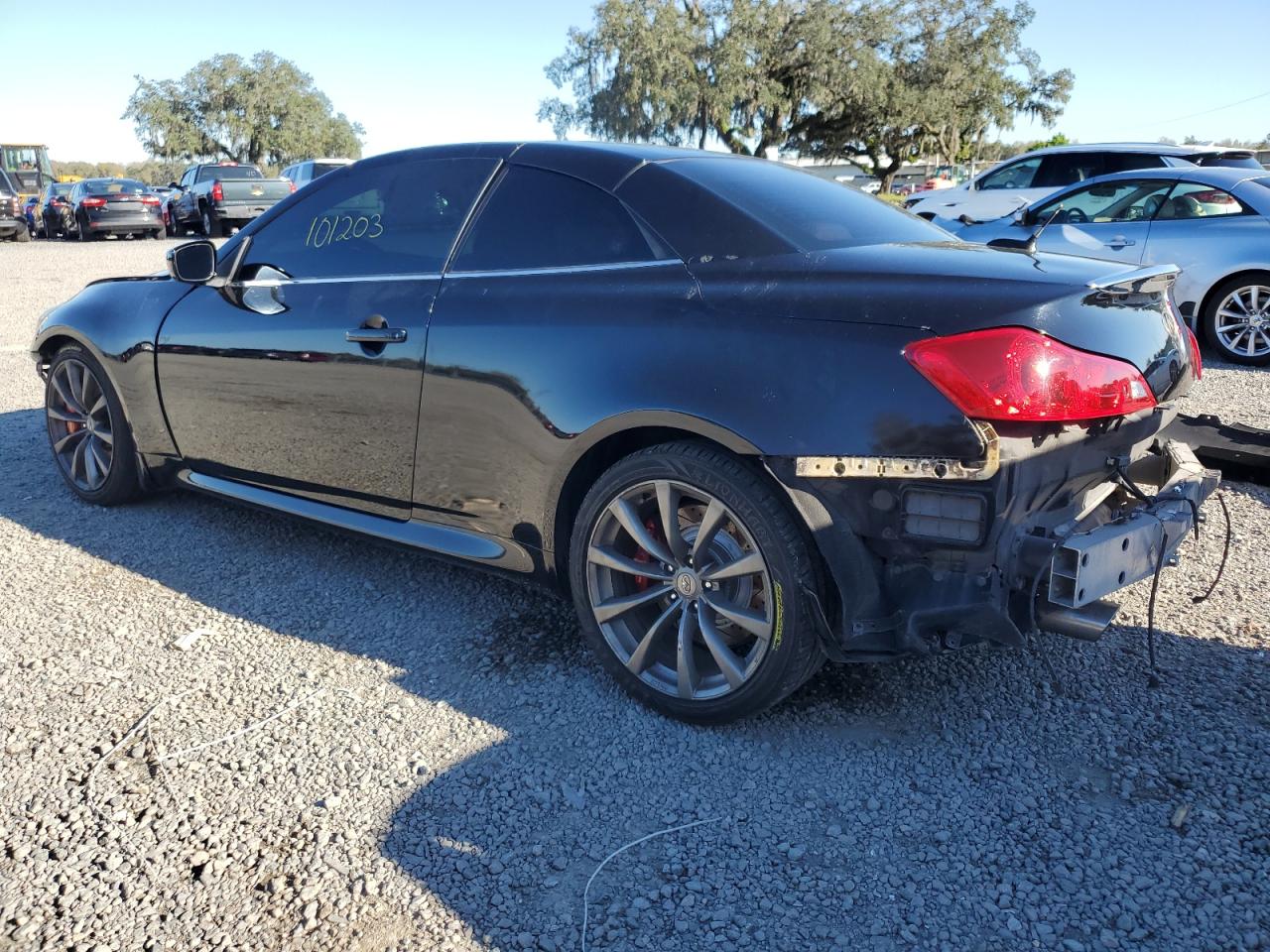 Photo 1 VIN: JN1CV6FE5AM352962 - INFINITI G 