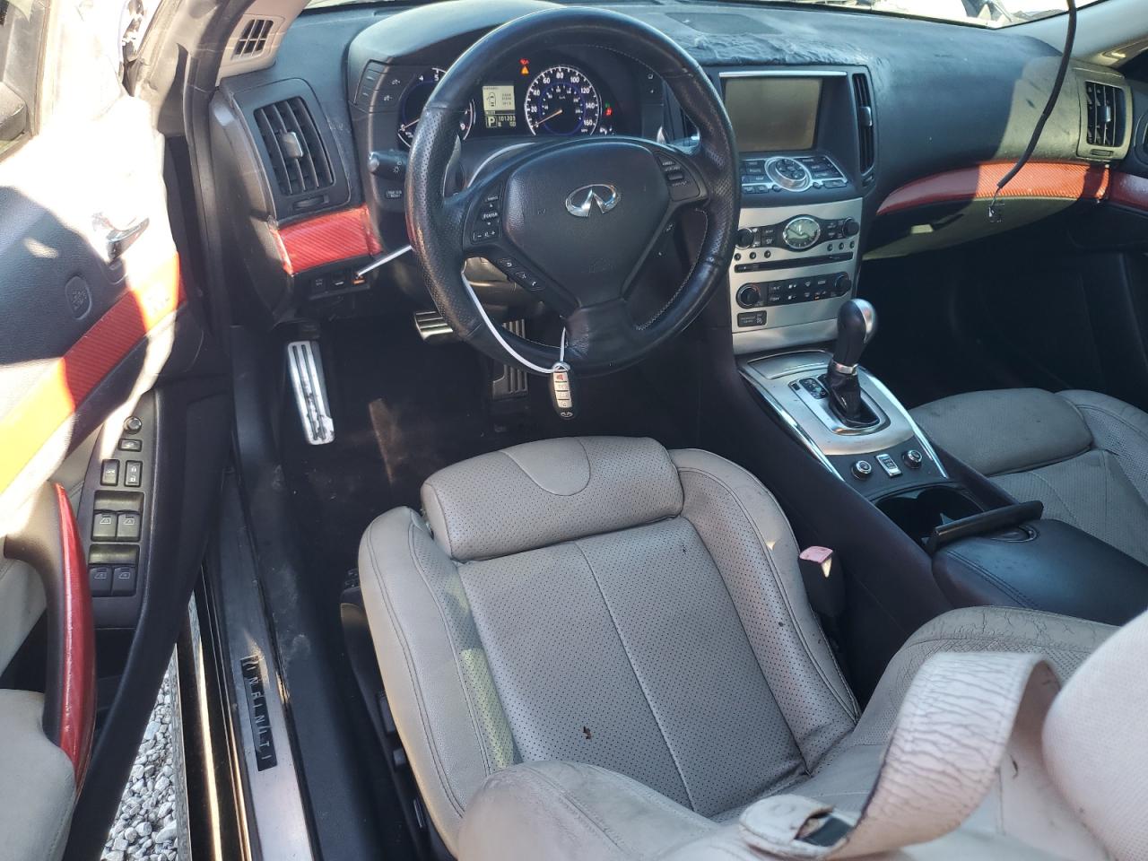 Photo 7 VIN: JN1CV6FE5AM352962 - INFINITI G 