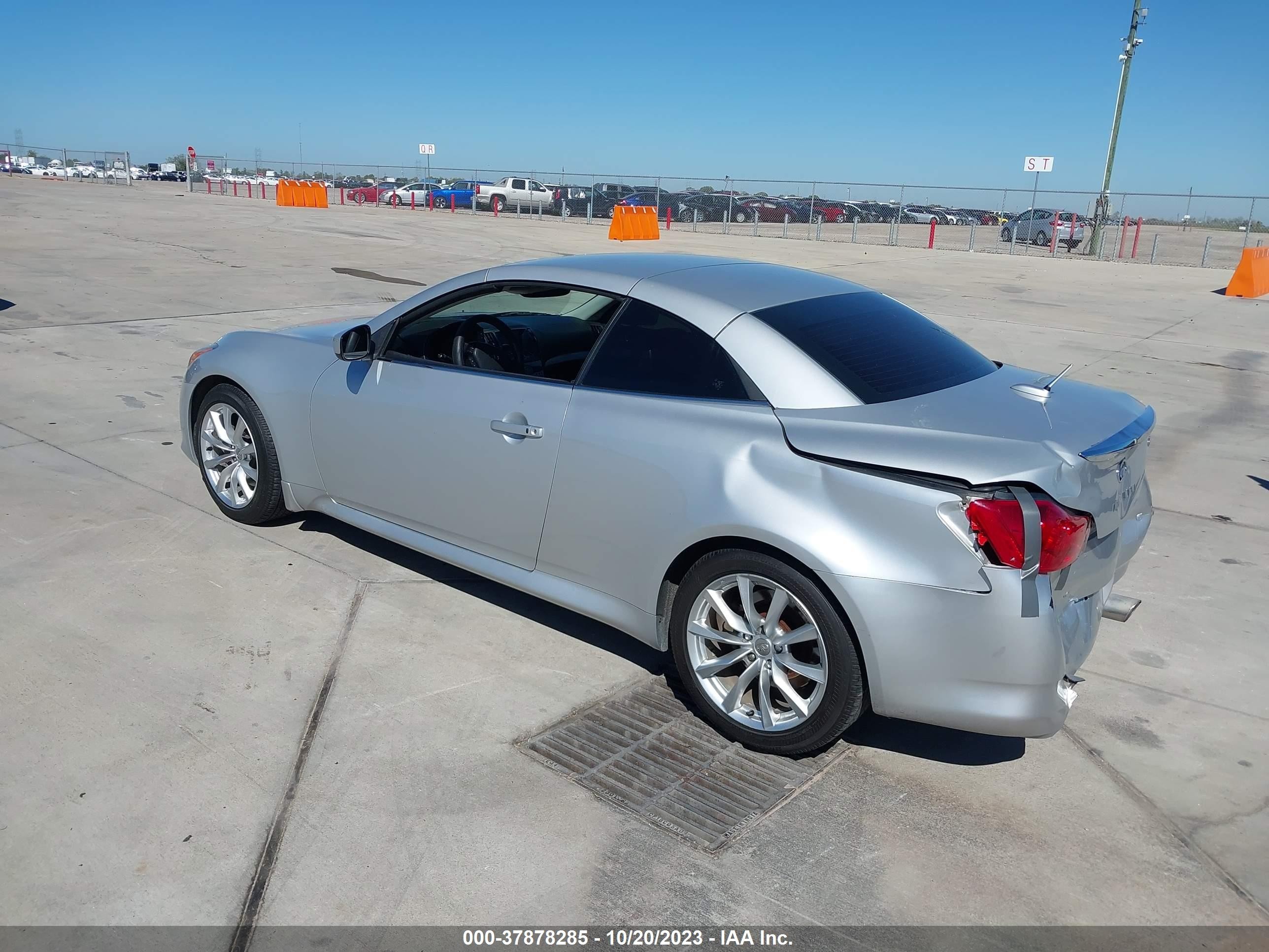 Photo 2 VIN: JN1CV6FE5DM770944 - INFINITI G 