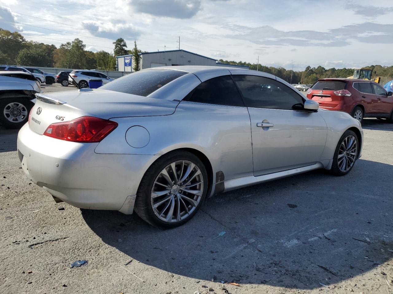 Photo 2 VIN: JN1CV6FE6CM200840 - INFINITI G 