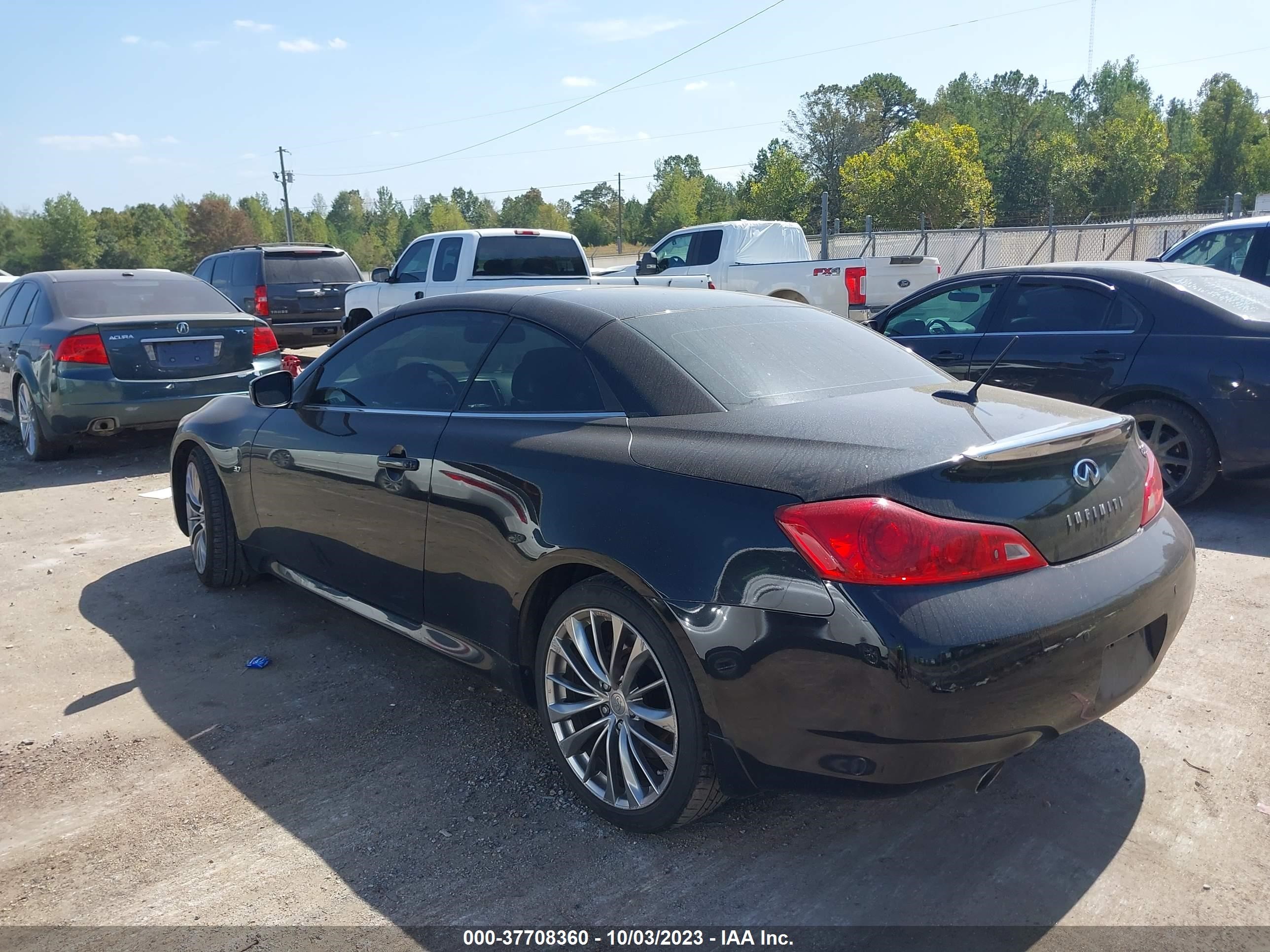 Photo 2 VIN: JN1CV6FE6EM901073 - INFINITI Q60 