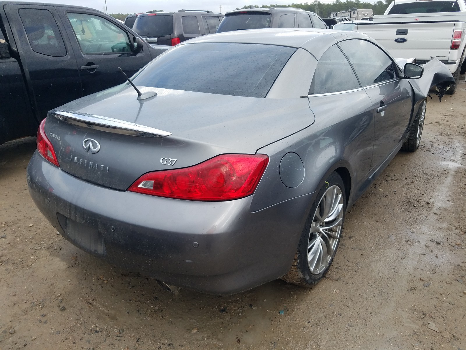 Photo 3 VIN: JN1CV6FE7AM354079 - INFINITI G37 BASE 