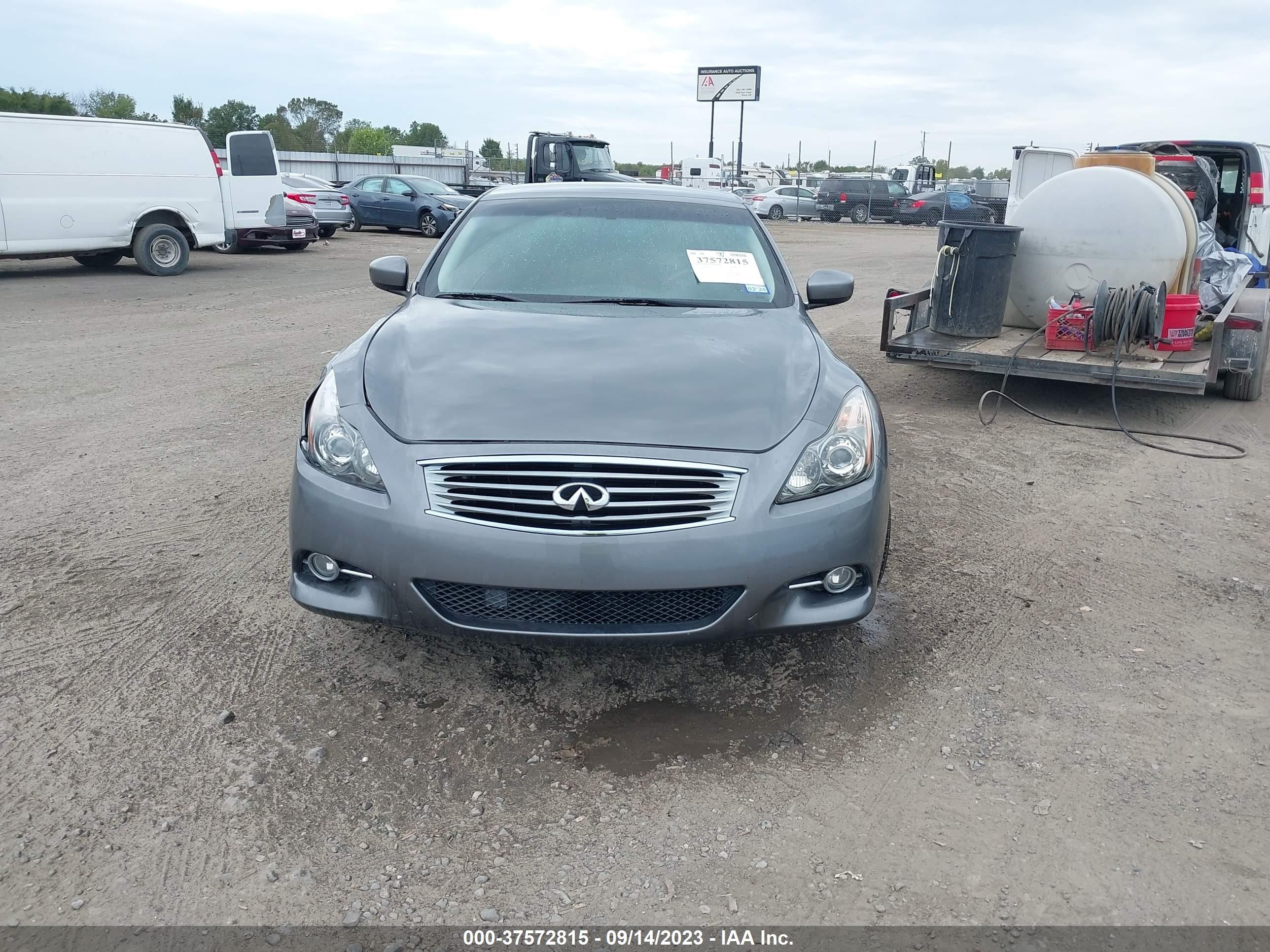 Photo 11 VIN: JN1CV6FE7DM771299 - INFINITI G 