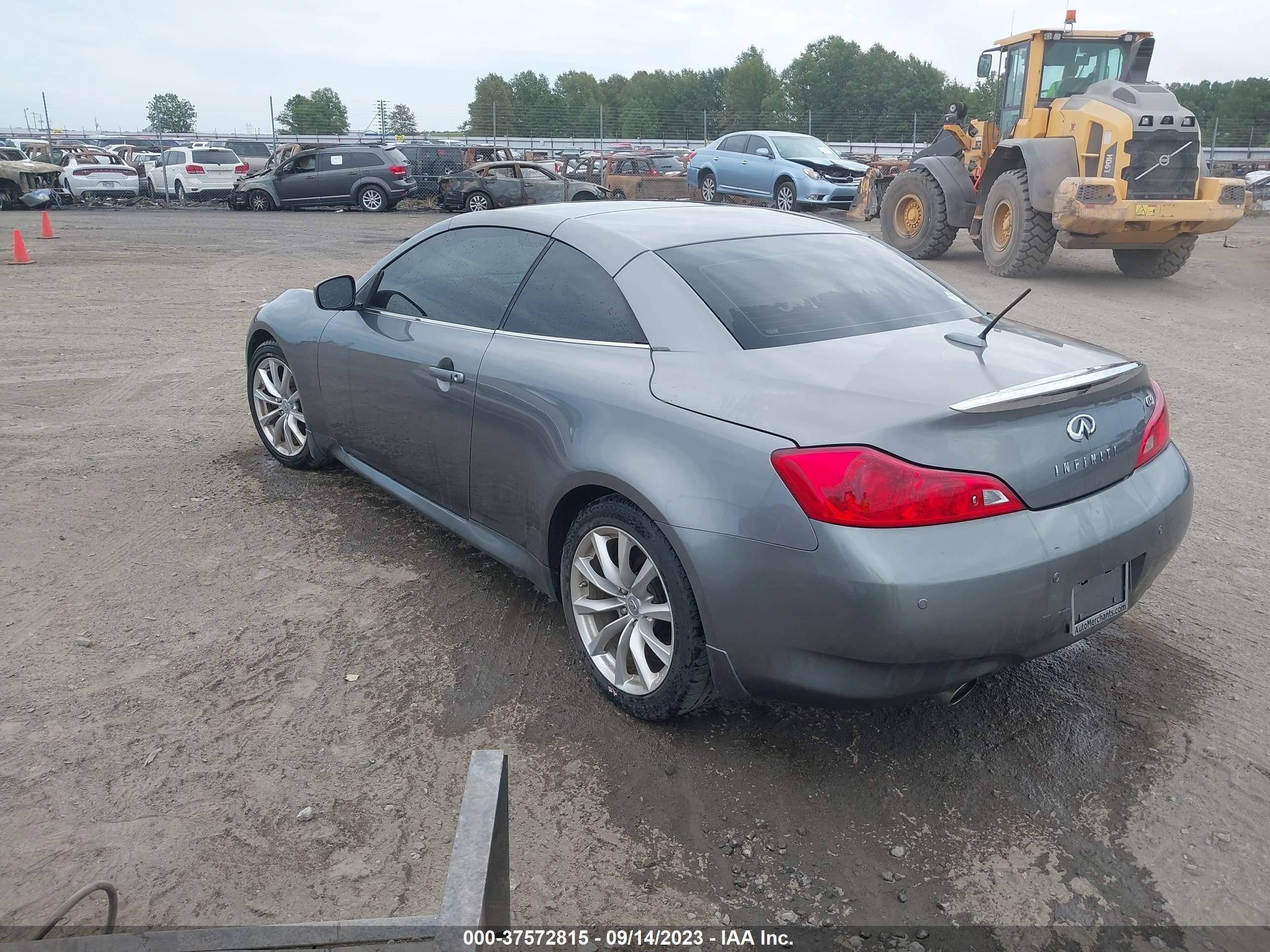 Photo 2 VIN: JN1CV6FE7DM771299 - INFINITI G 