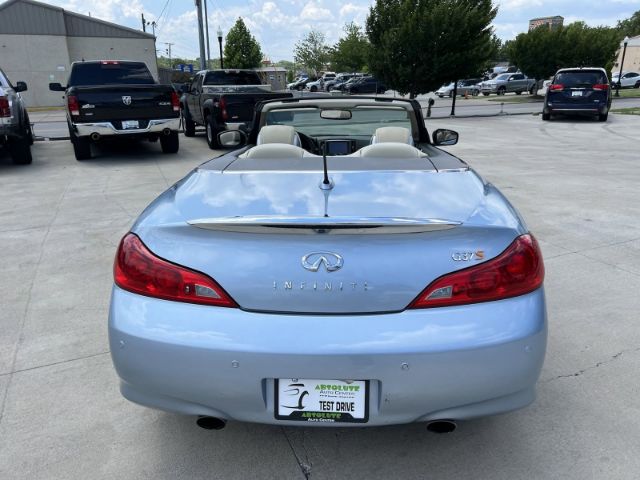 Photo 4 VIN: JN1CV6FE8BM953736 - INFINITI G37 CONVERTIBLE 