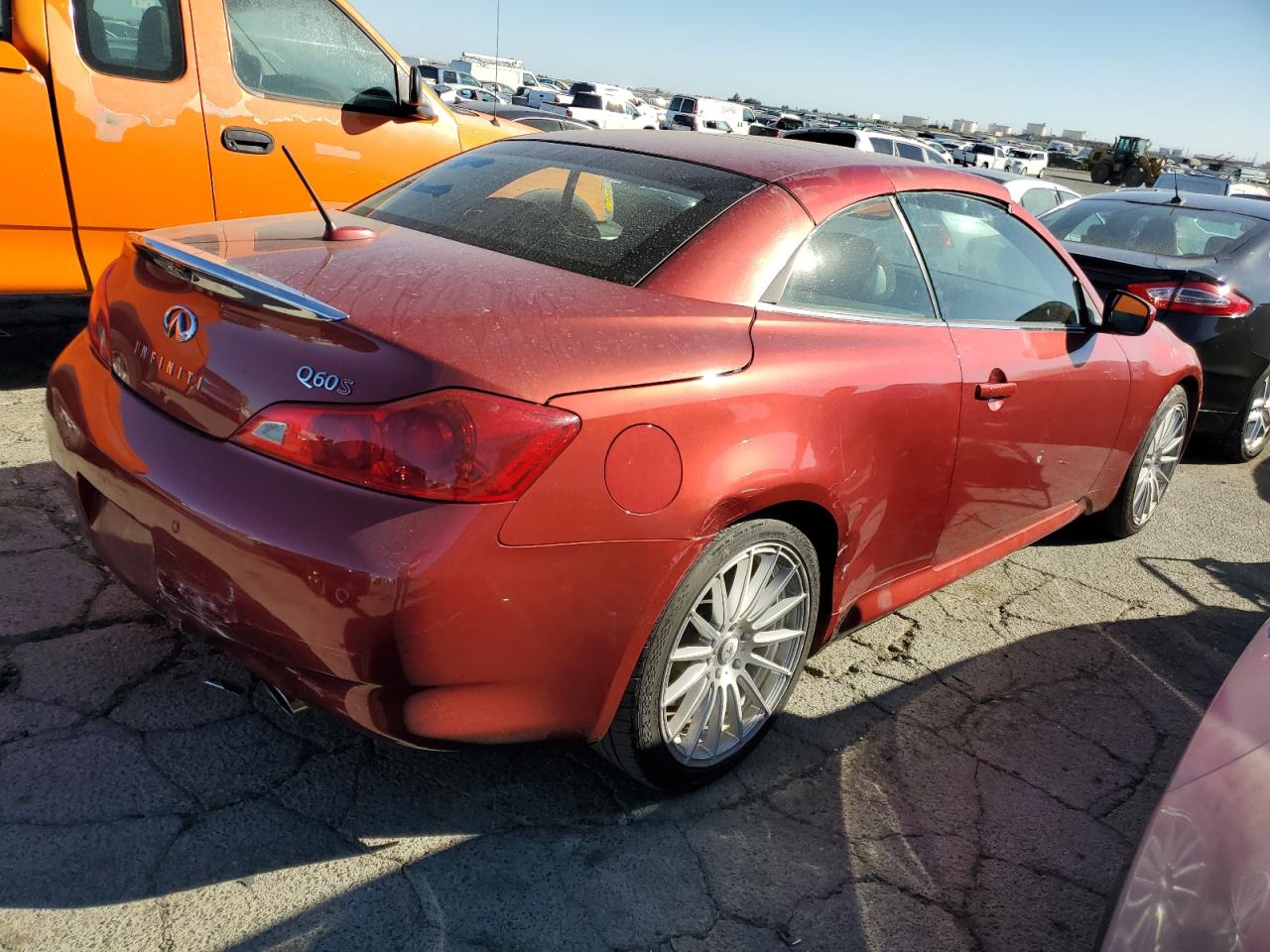 Photo 2 VIN: JN1CV6FE9EM900029 - INFINITI Q60 