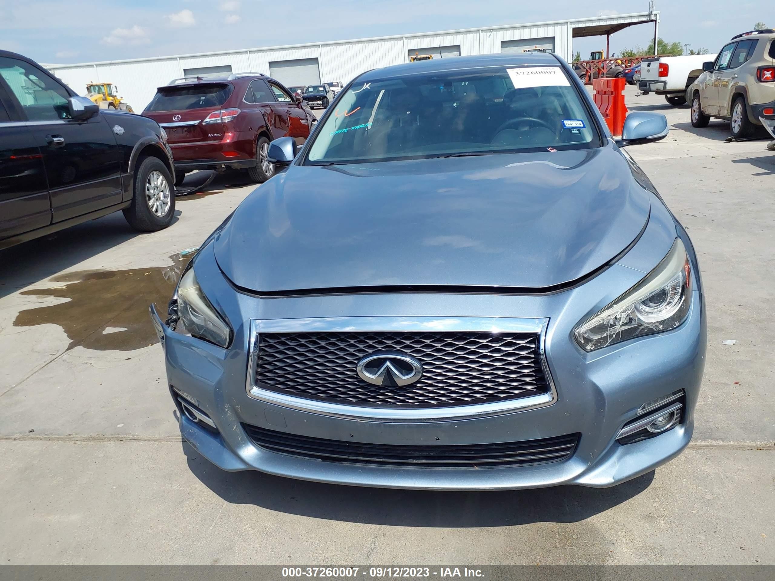 Photo 10 VIN: JN1CV7AP3HM640150 - INFINITI Q50 