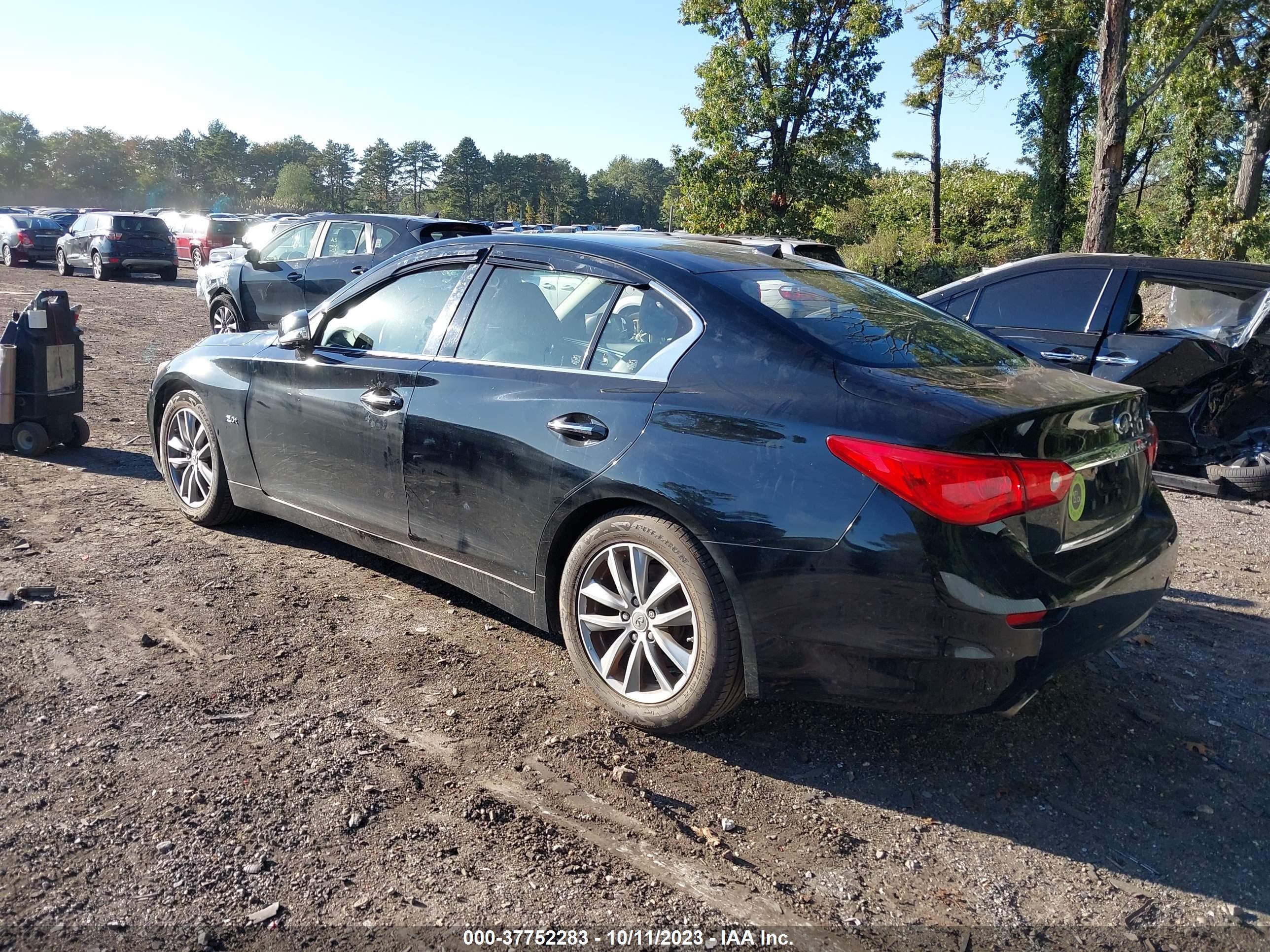 Photo 2 VIN: JN1CV7AP8HM640712 - INFINITI Q50 