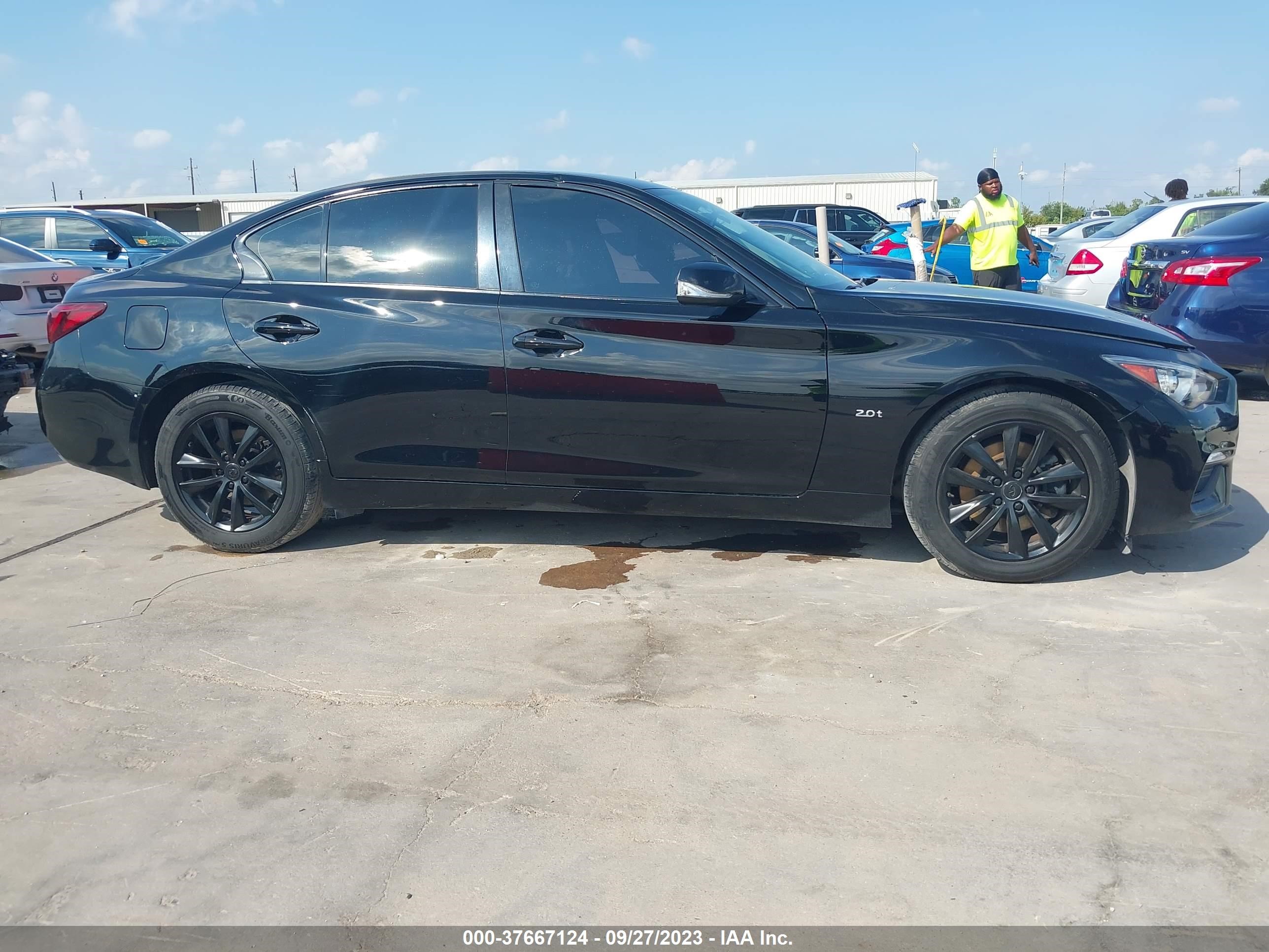 Photo 12 VIN: JN1CV7AP9JM240843 - INFINITI Q50 