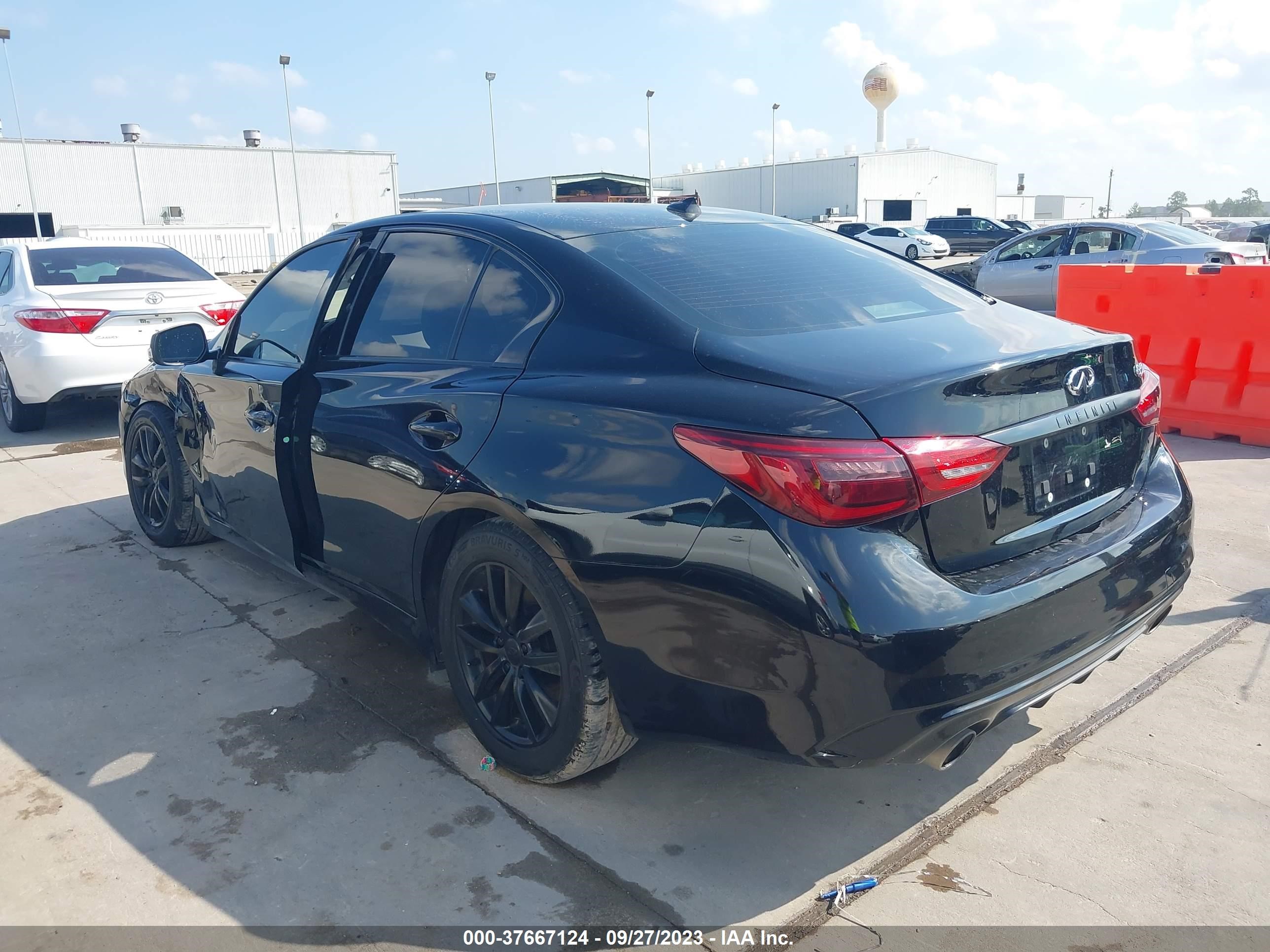 Photo 2 VIN: JN1CV7AP9JM240843 - INFINITI Q50 