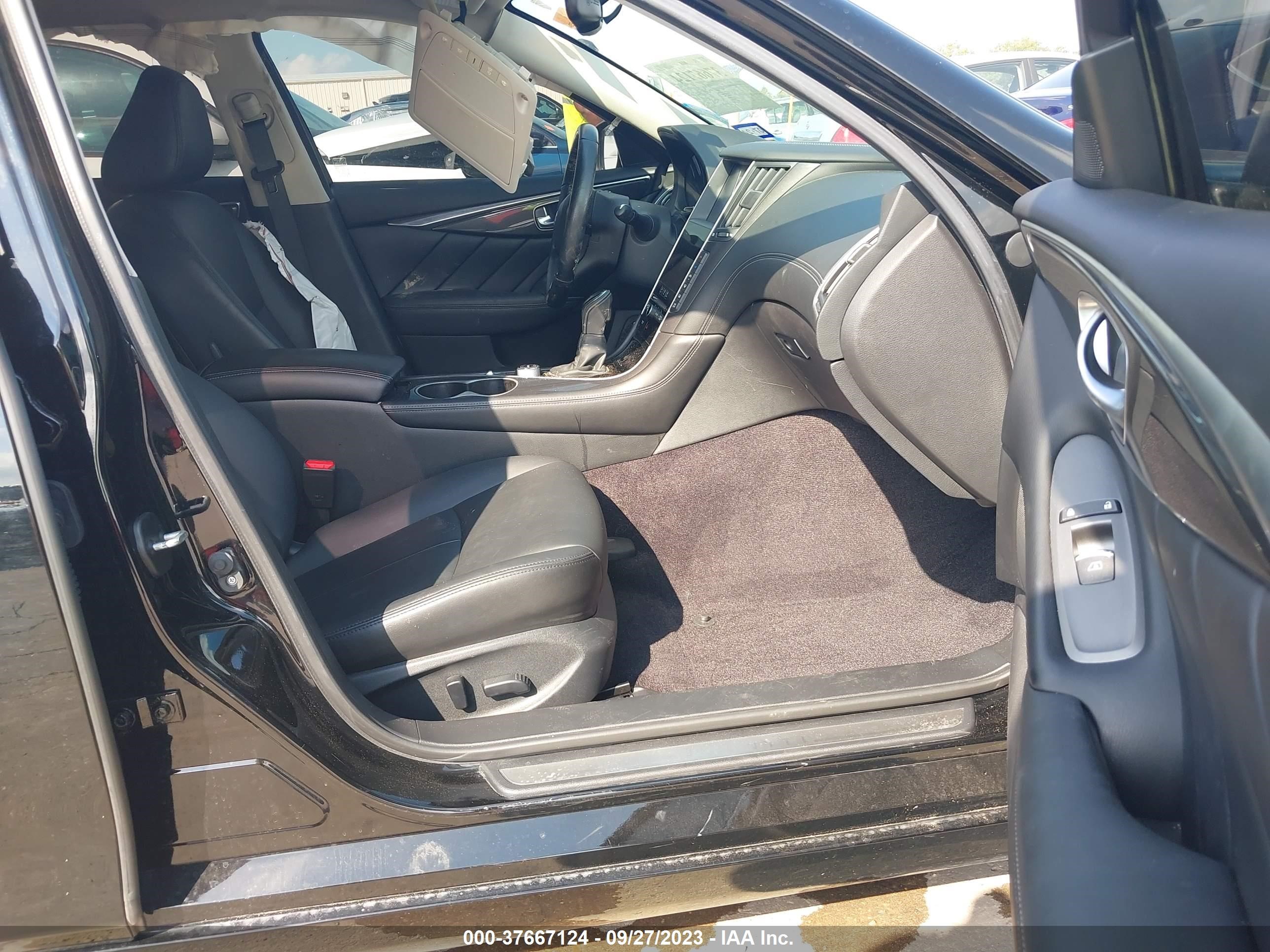 Photo 4 VIN: JN1CV7AP9JM240843 - INFINITI Q50 