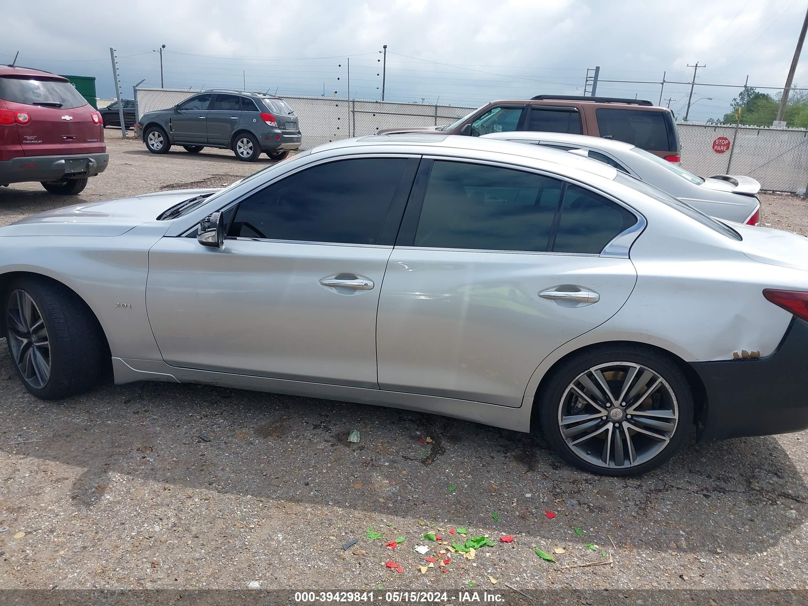 Photo 12 VIN: JN1CV7AR0HM680221 - INFINITI Q50 