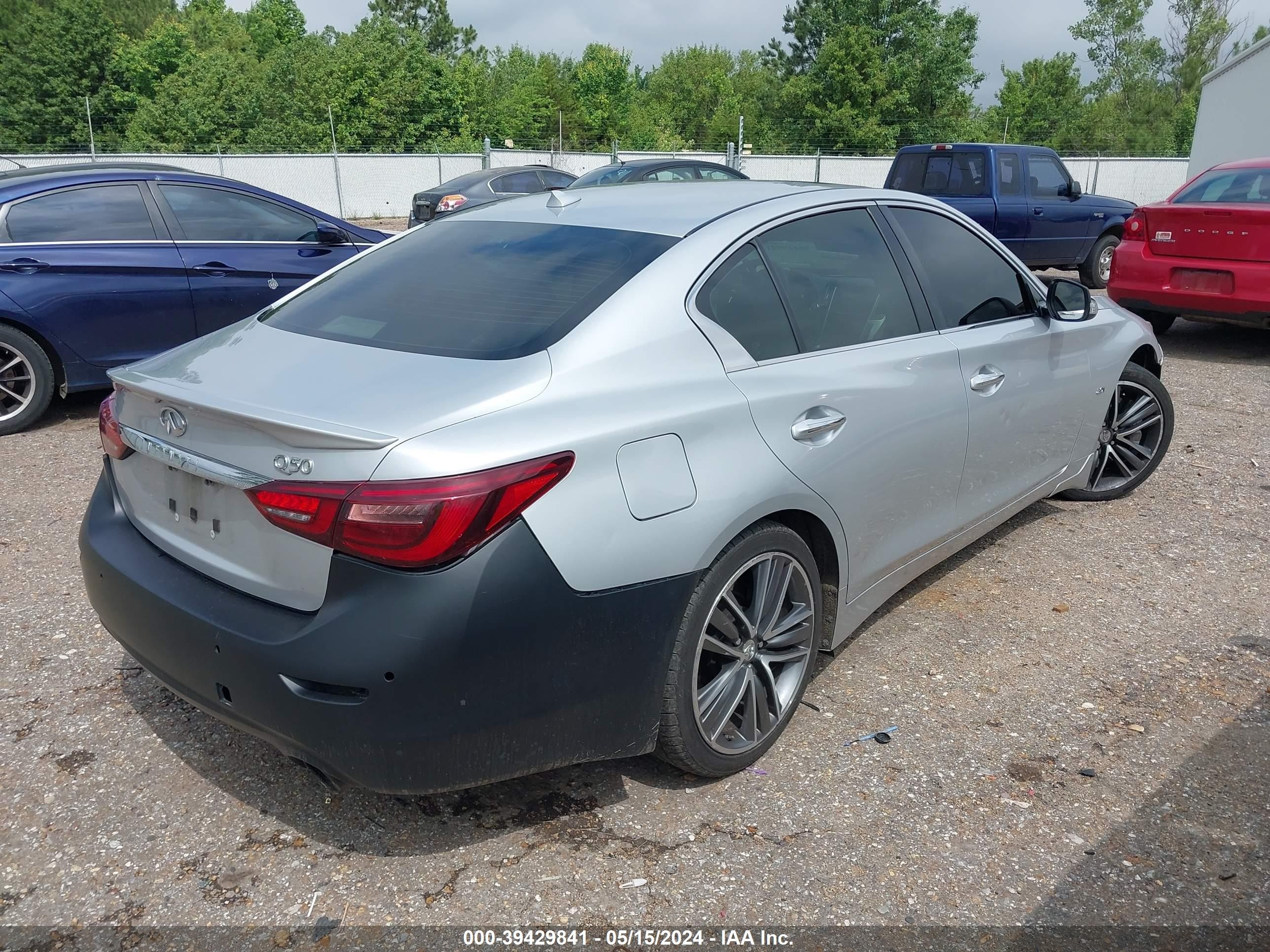 Photo 3 VIN: JN1CV7AR0HM680221 - INFINITI Q50 