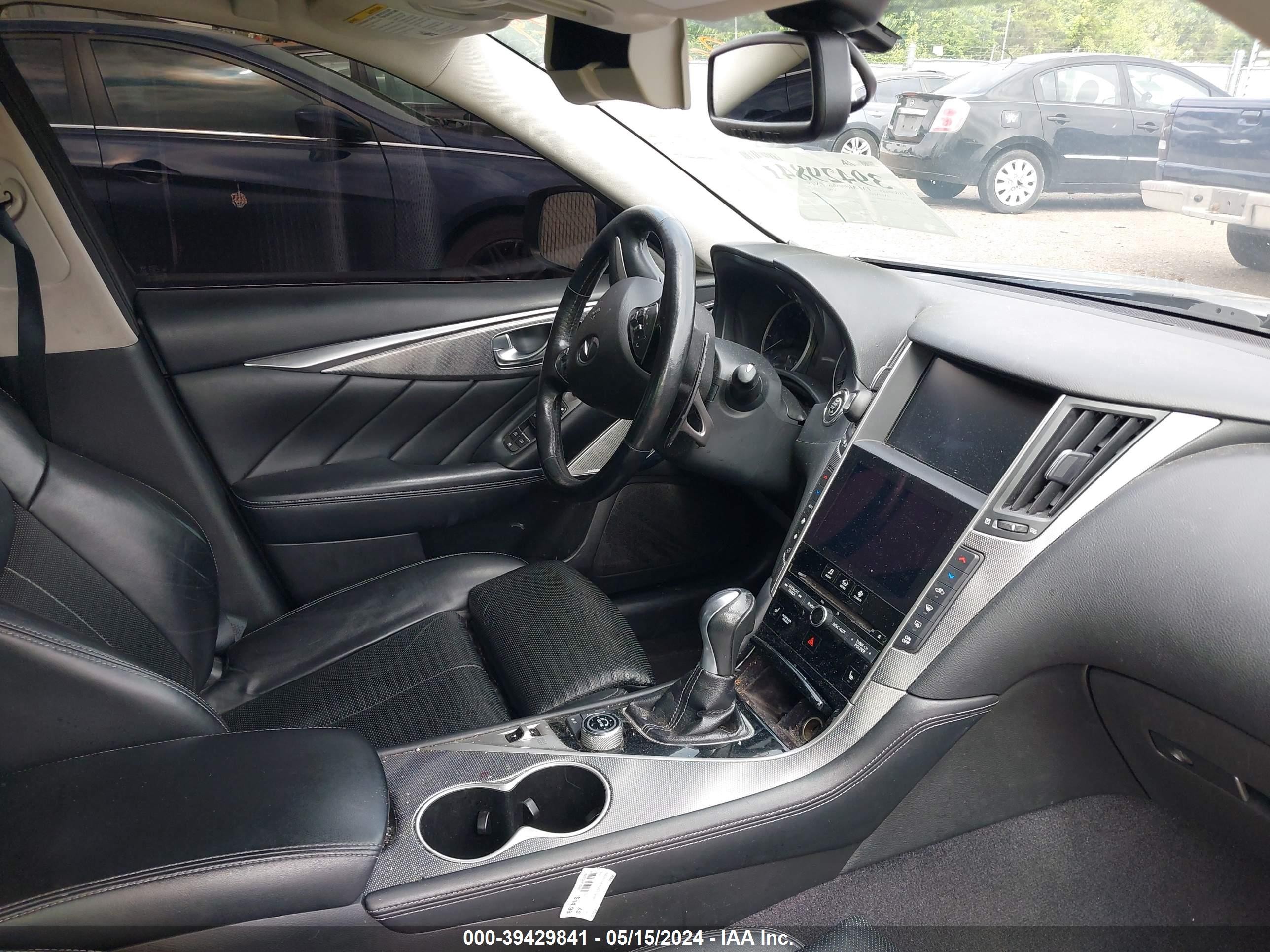 Photo 4 VIN: JN1CV7AR0HM680221 - INFINITI Q50 