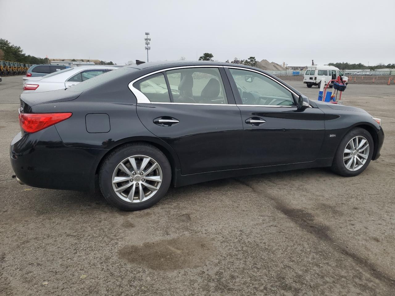 Photo 2 VIN: JN1CV7AR4GM251680 - INFINITI Q50 