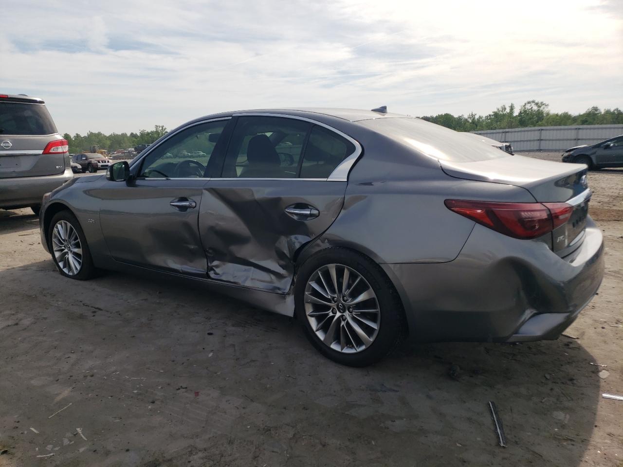 Photo 1 VIN: JN1CV7AR9JM280518 - INFINITI Q50 