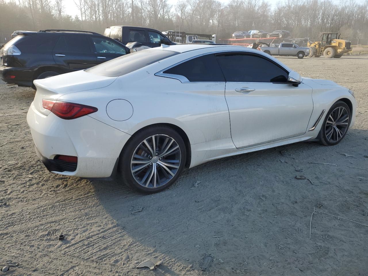 Photo 2 VIN: JN1CV7EL1HM320817 - INFINITI Q60 