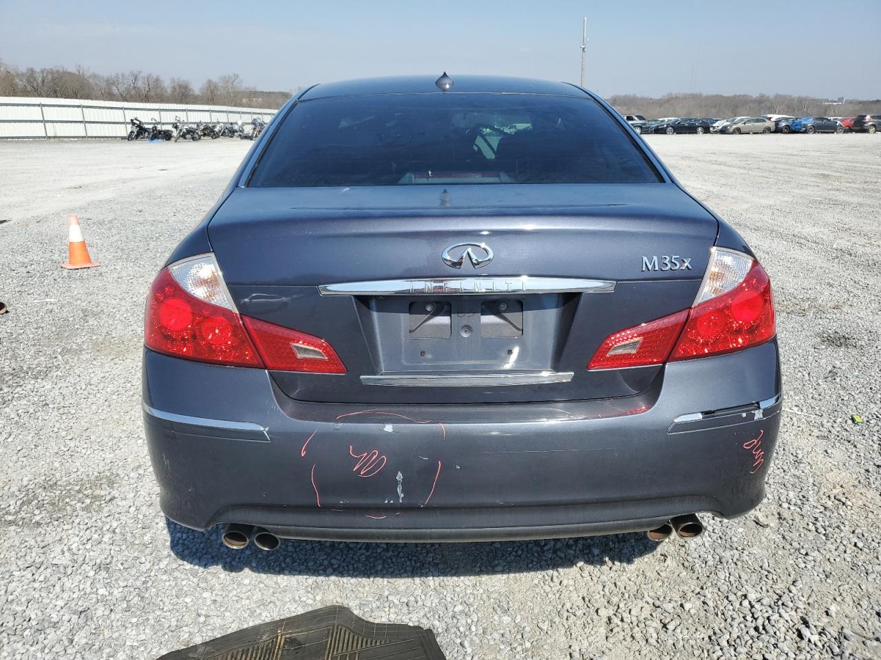 Photo 5 VIN: JN1CY0AR0AM961004 - INFINITI M 