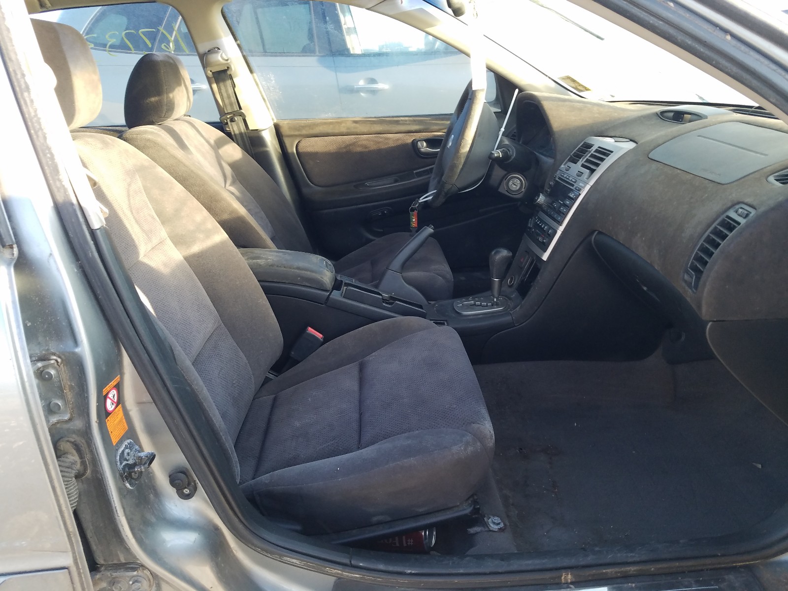 Photo 4 VIN: JN1DA31A53T414601 - NISSAN MAXIMA 