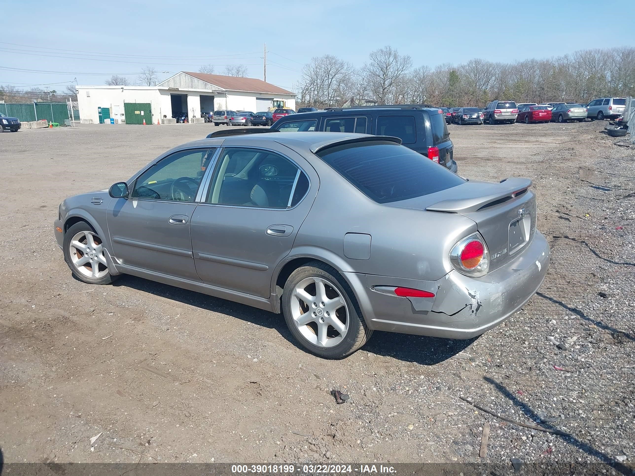 Photo 2 VIN: JN1DA31A72T324204 - NISSAN MAXIMA 