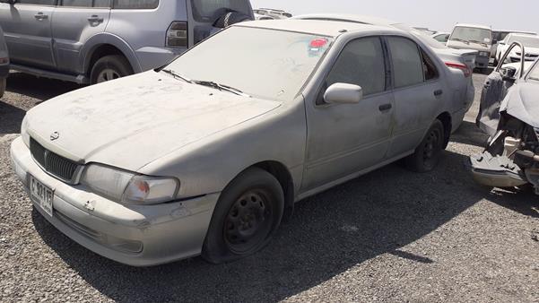 Photo 3 VIN: JN1DB41S1YW000667 - NISSAN SUNNY 