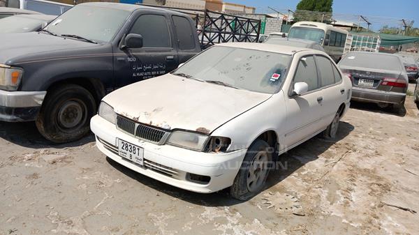 Photo 5 VIN: JN1DB41S6YW001815 - NISSAN SUNNY 